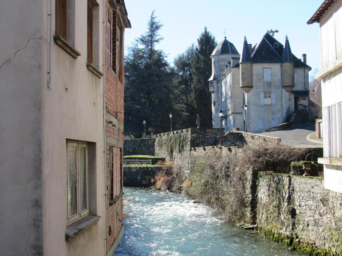 Les Deux Rives Bed & Breakfast Cierp ภายนอก รูปภาพ