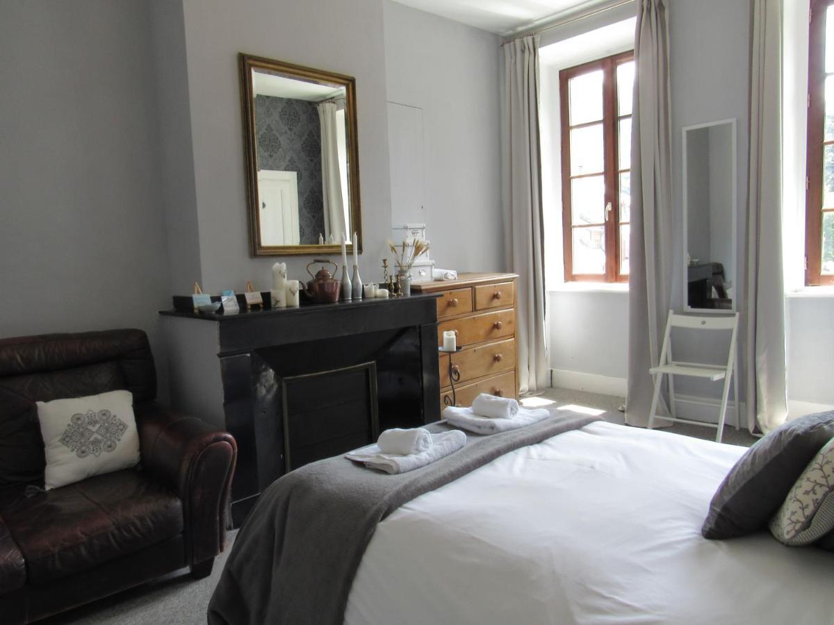Les Deux Rives Bed & Breakfast Cierp ภายนอก รูปภาพ