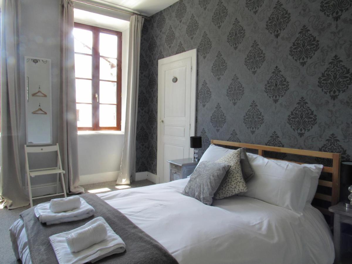 Les Deux Rives Bed & Breakfast Cierp ภายนอก รูปภาพ
